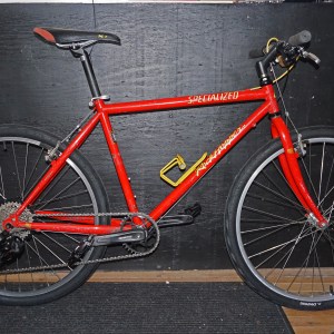 19″ Specialized Rockhopper – flat bar hybrid bike / vintage mountain bike